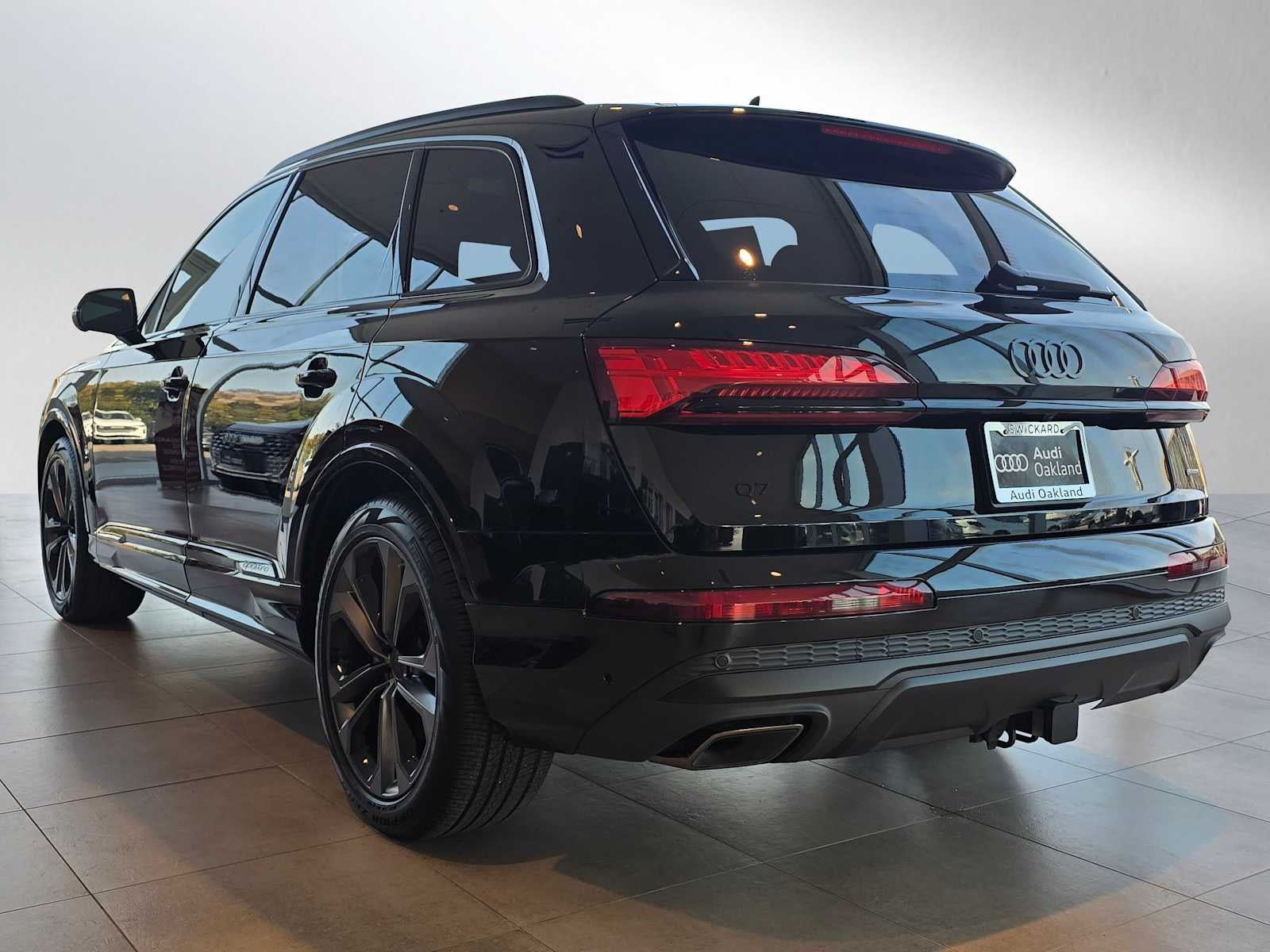 2026 Audi Q7 Premium Plus