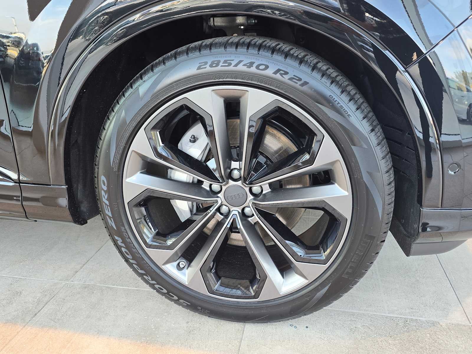 2026 Audi Q7 Premium Plus