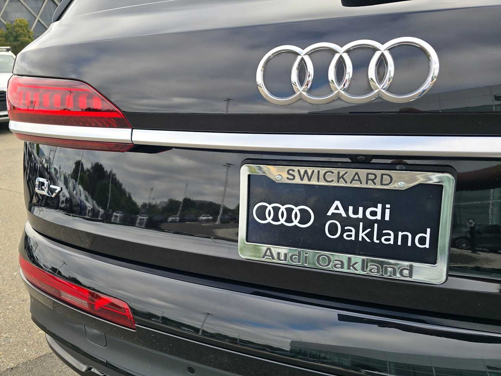 2021 Audi Q7 Premium Plus