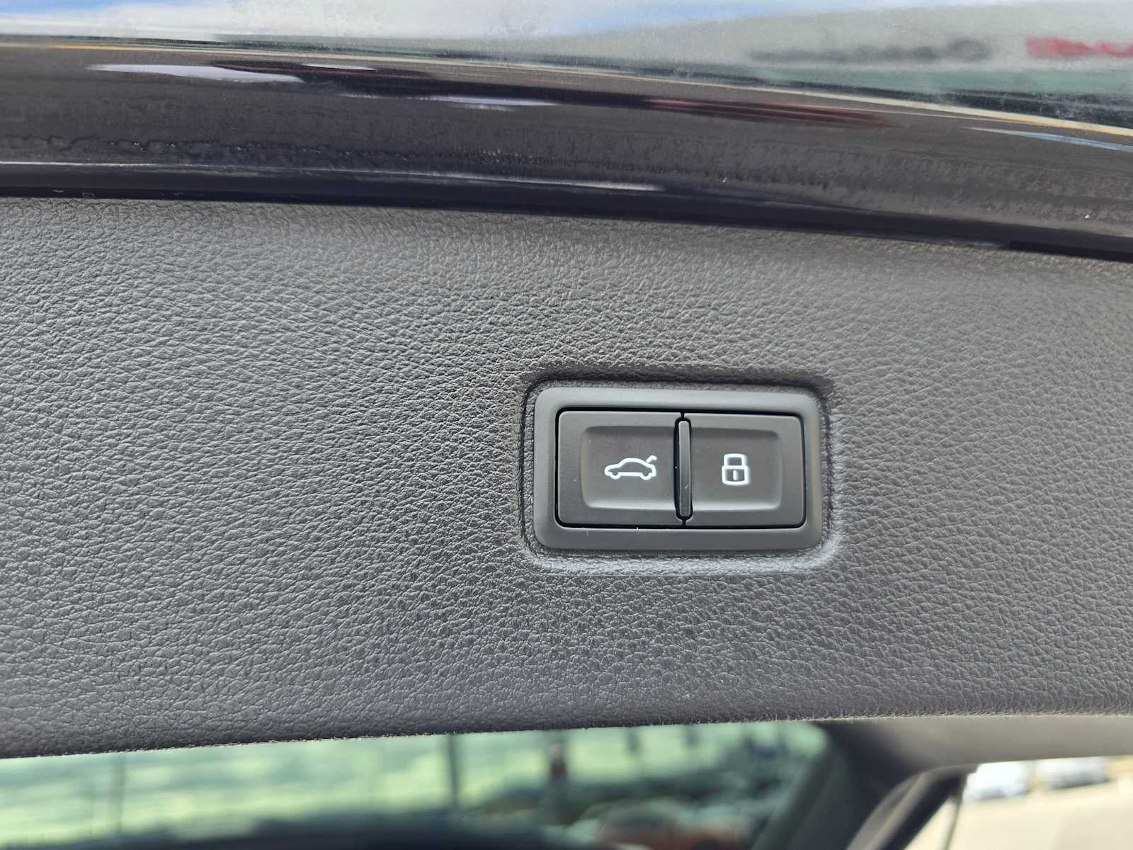 2021 Audi Q7 Premium Plus