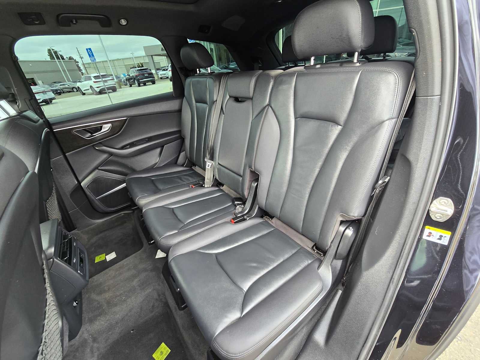 2021 Audi Q7 Premium Plus