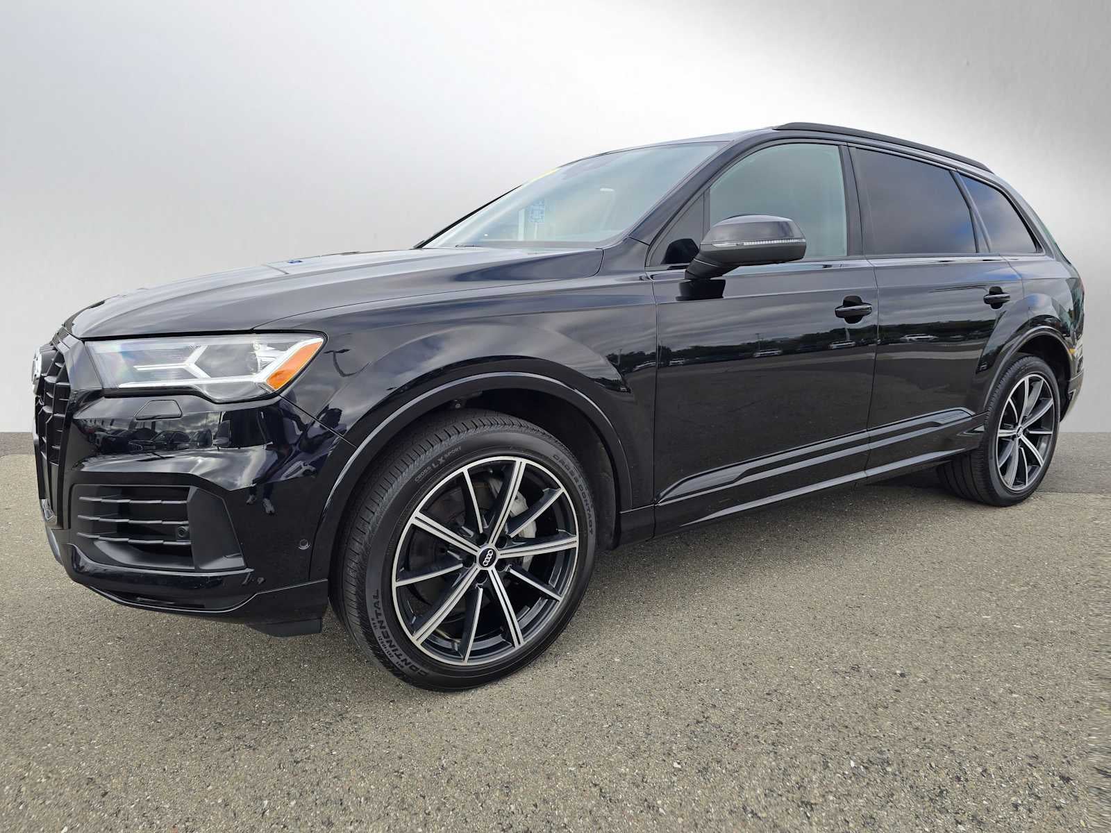 2021 Audi Q7 Premium Plus