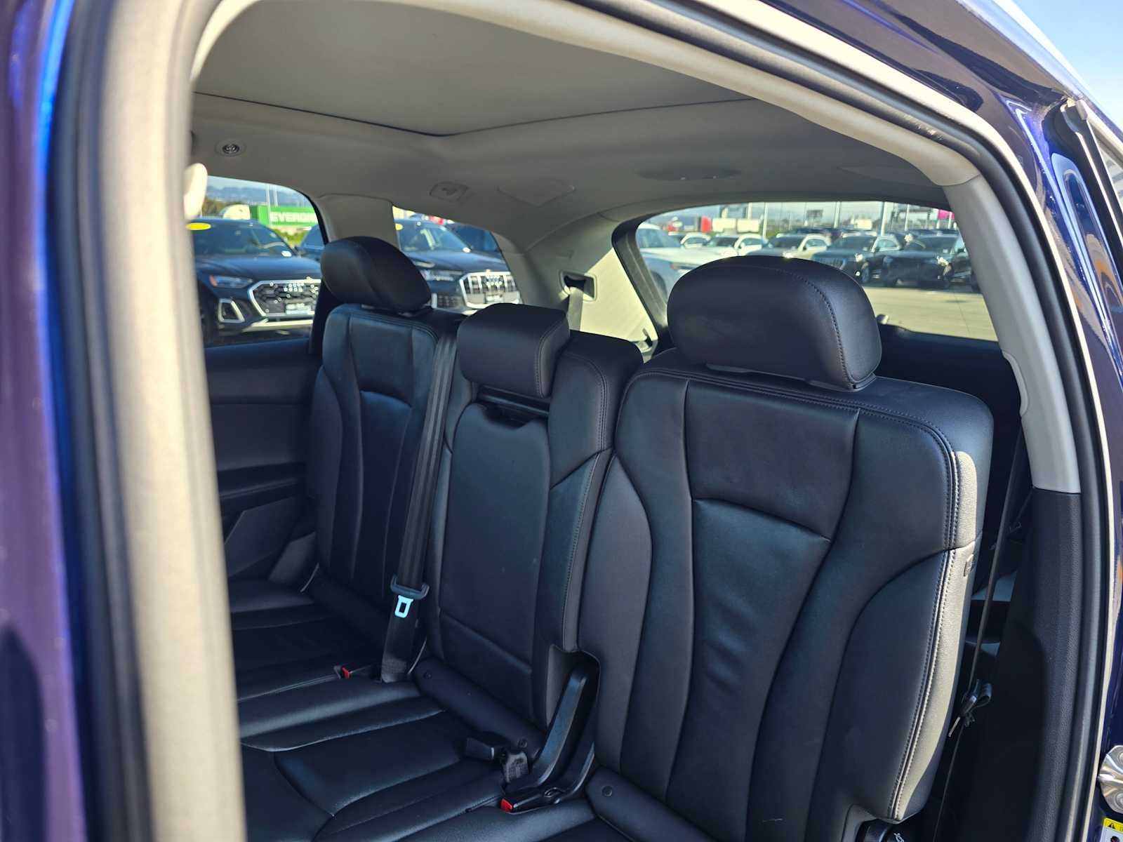 2024 Audi Q7 Premium Plus