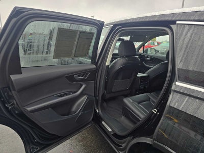 2024 Audi Q7 Premium Plus