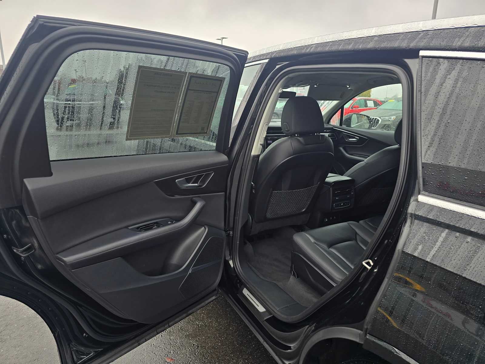 2024 Audi Q7 Premium Plus