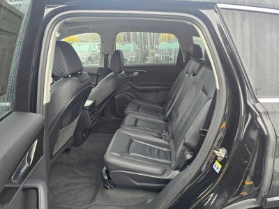 2024 Audi Q7 Premium Plus