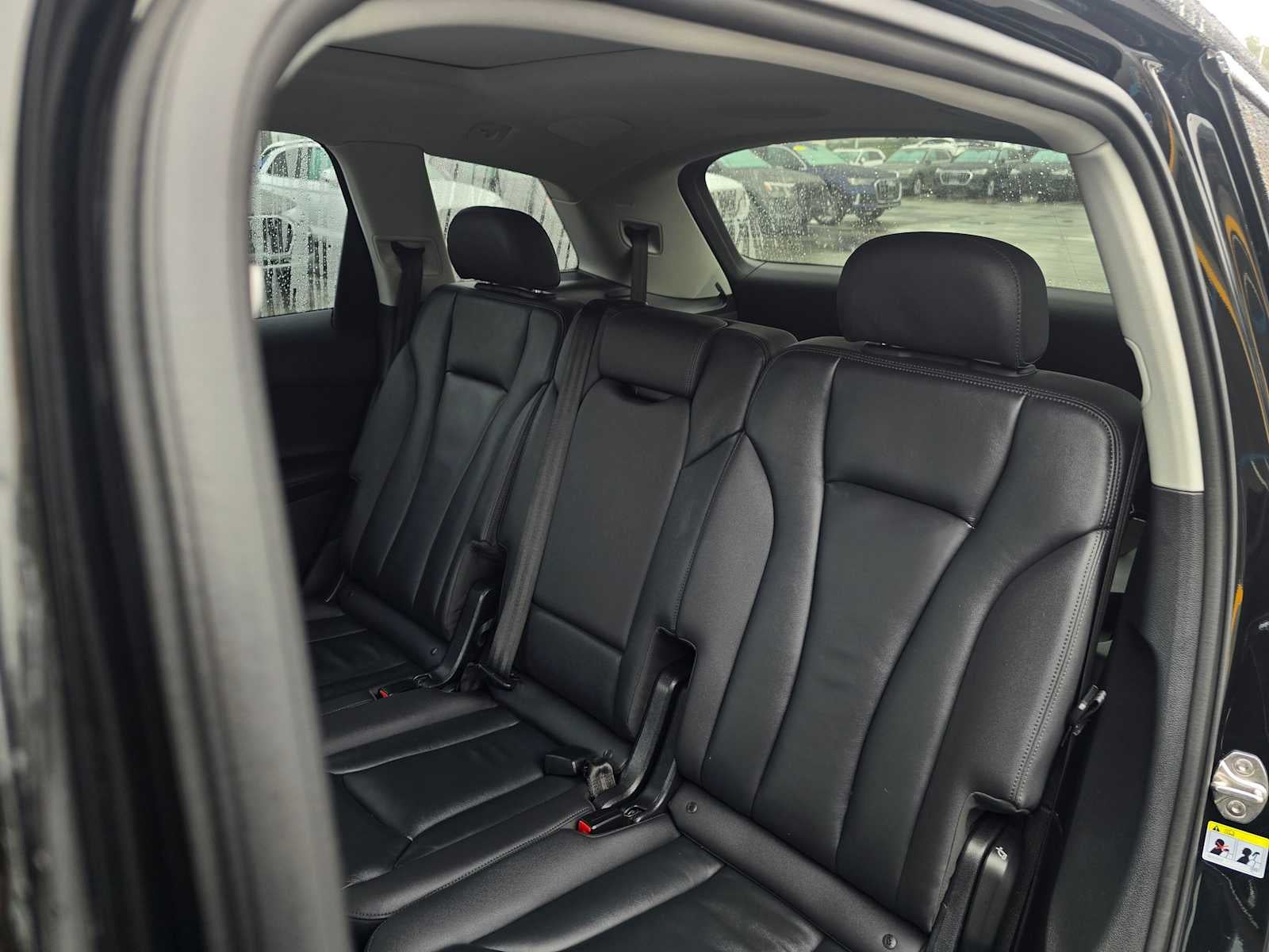 2024 Audi Q7 Premium Plus