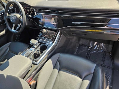 2023 Audi Q7 Premium Plus