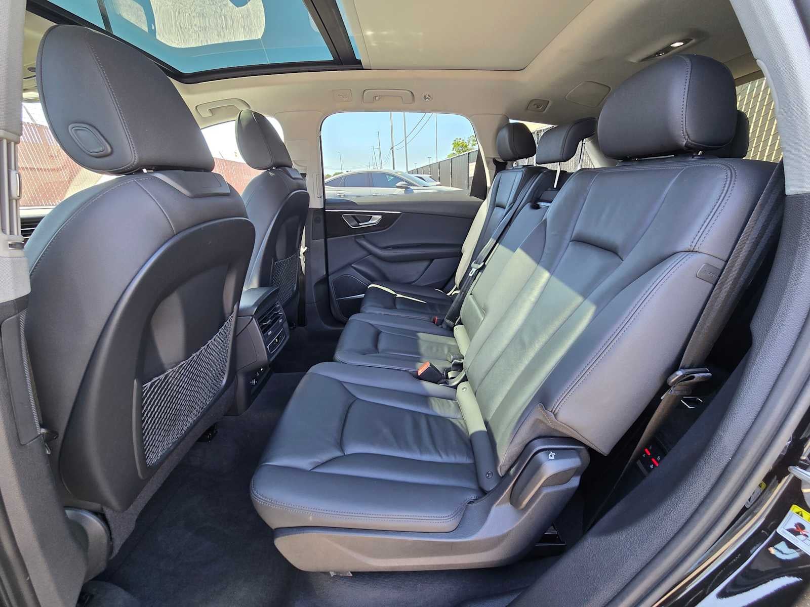 2023 Audi Q7 Premium Plus