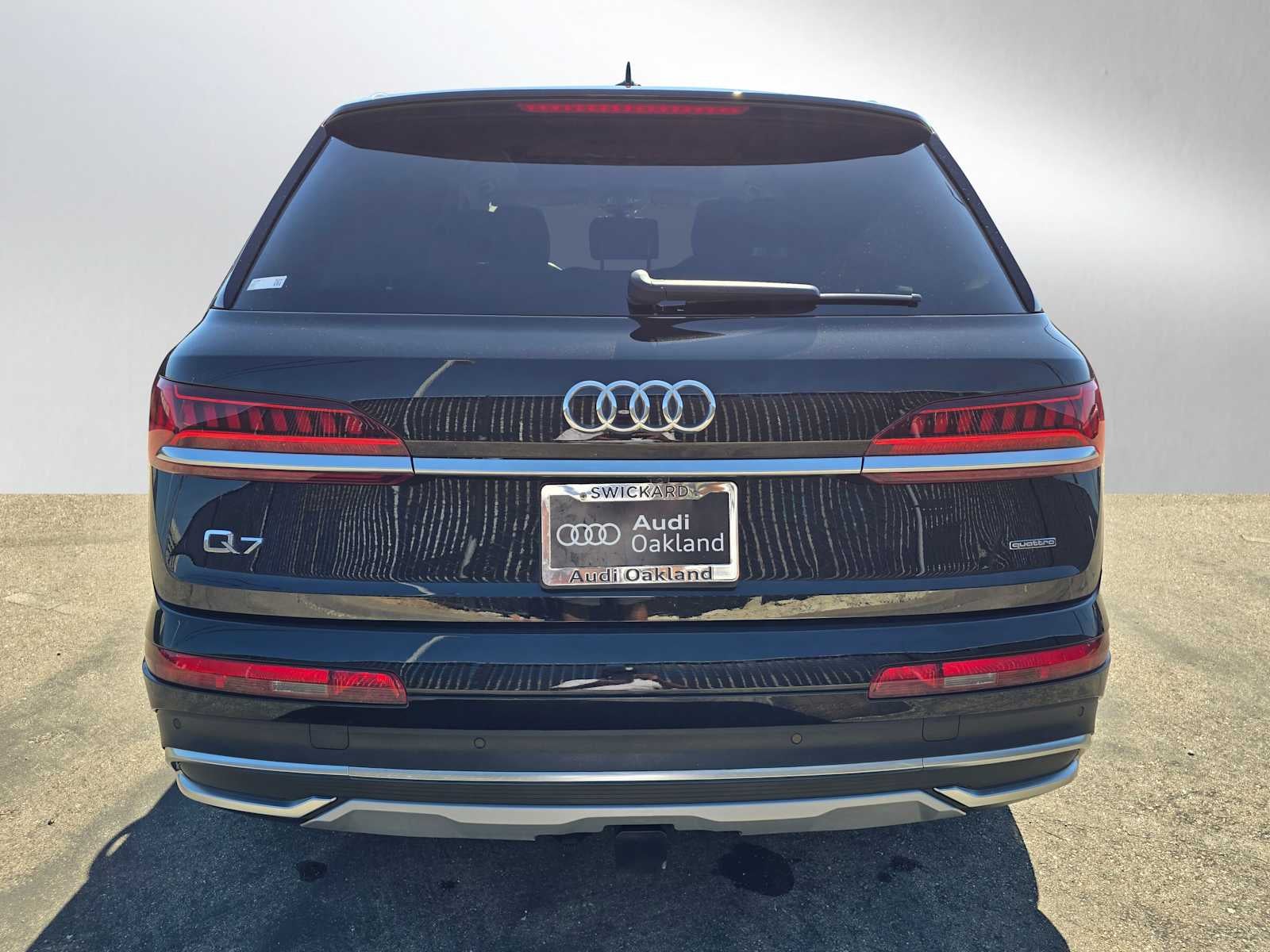 2023 Audi Q7 Premium Plus