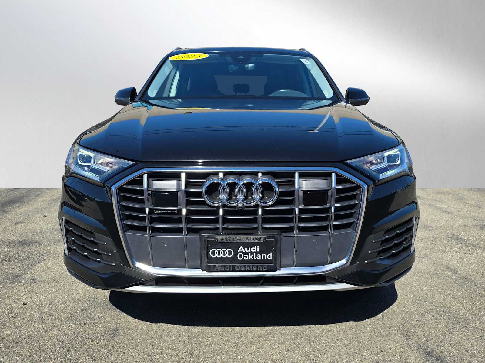 2023 Audi Q7 Premium Plus