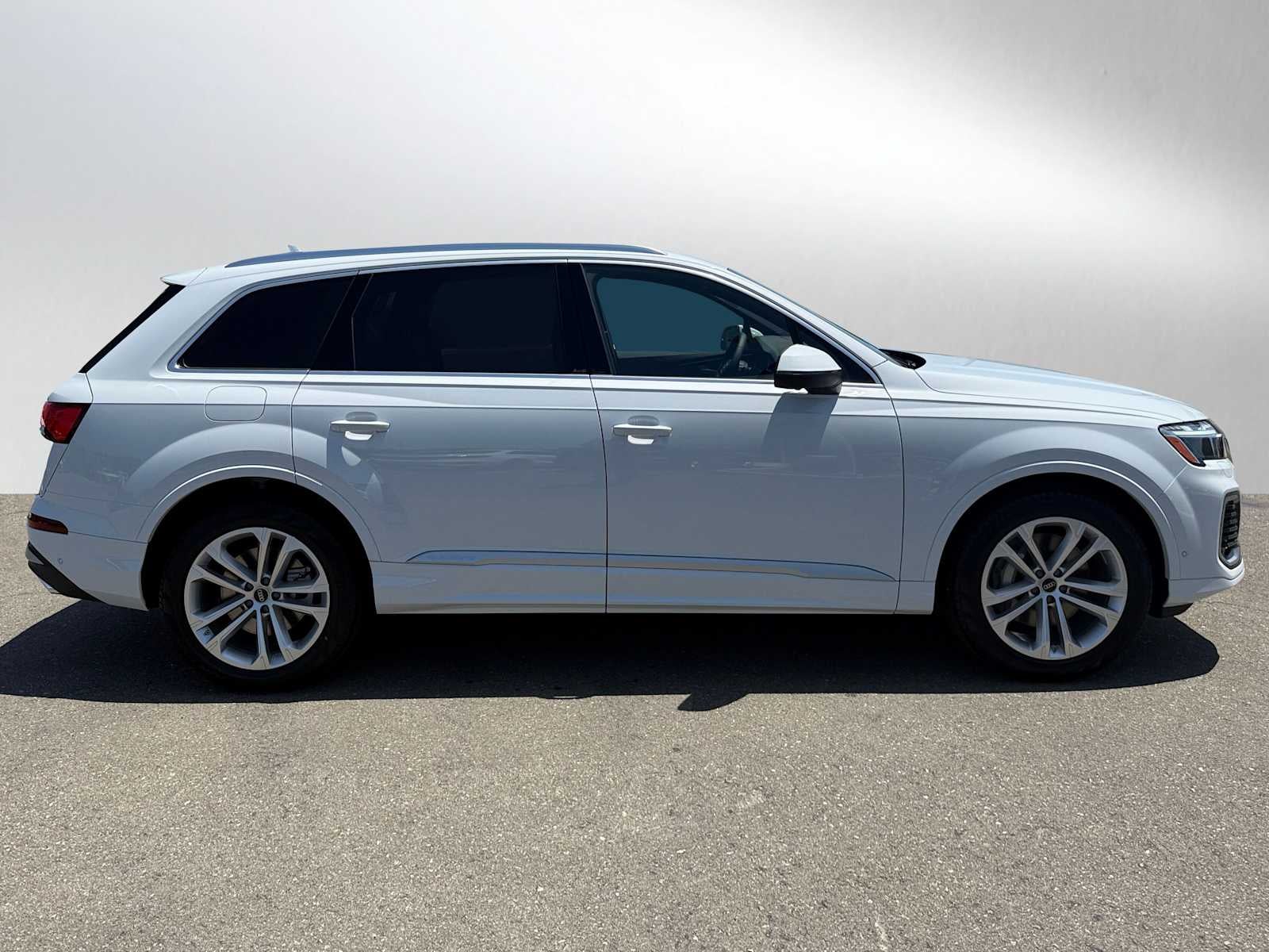 2025 Audi Q7 Prestige