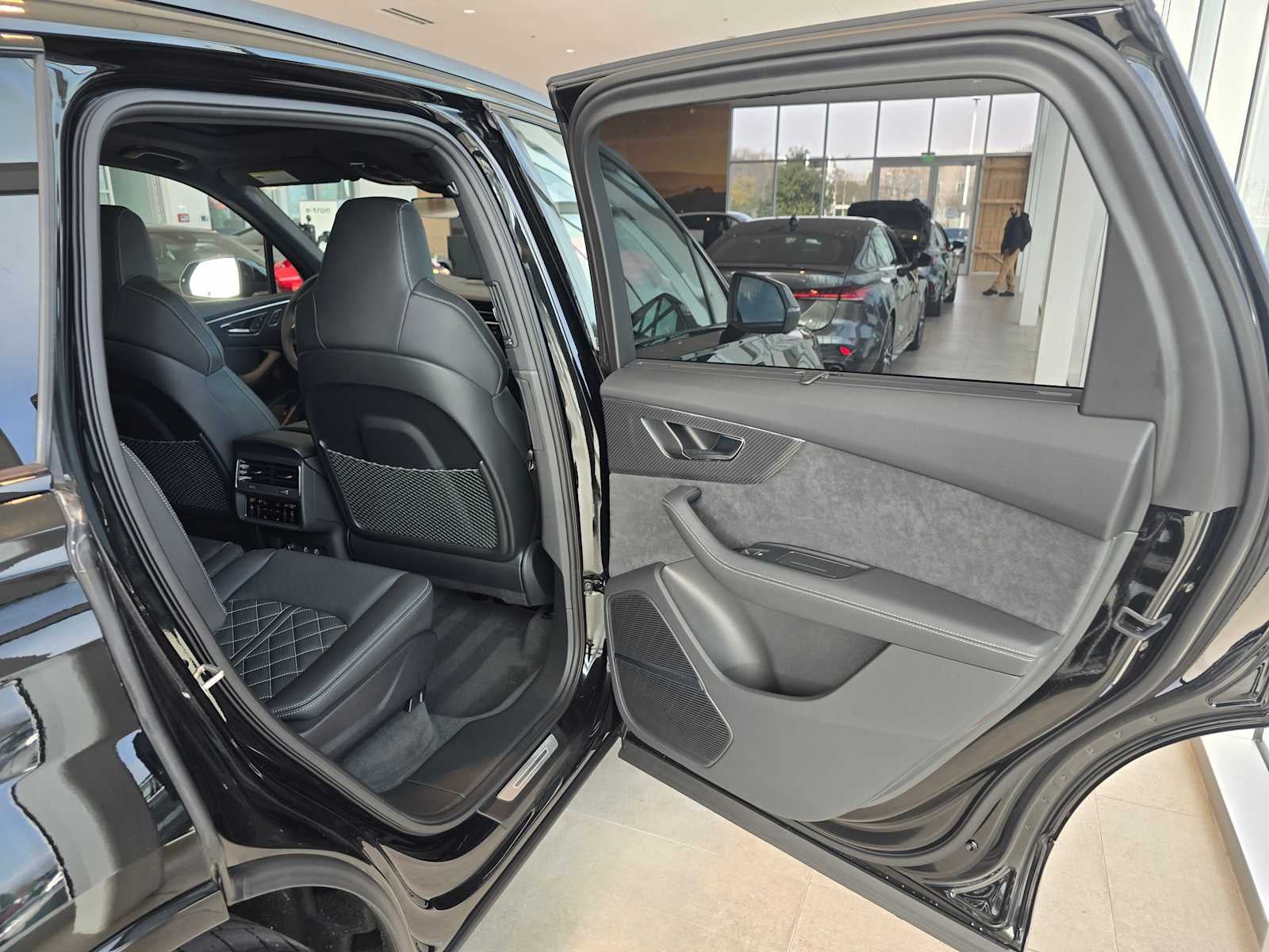 2026 Audi SQ7 Prestige