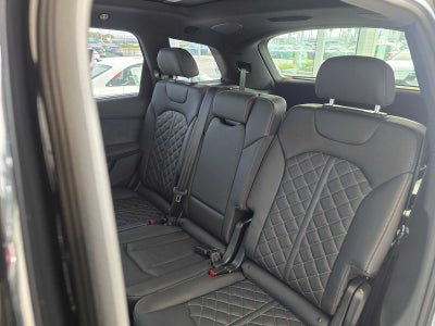 2026 Audi SQ7 Prestige