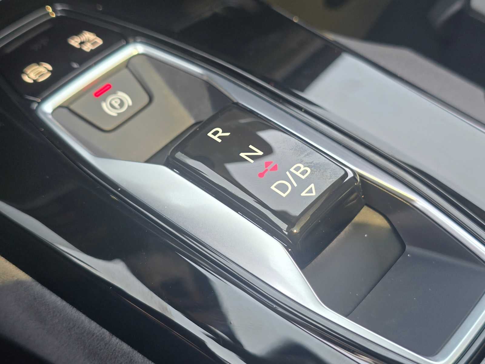 2025 Audi S6 e-tron Premium Plus