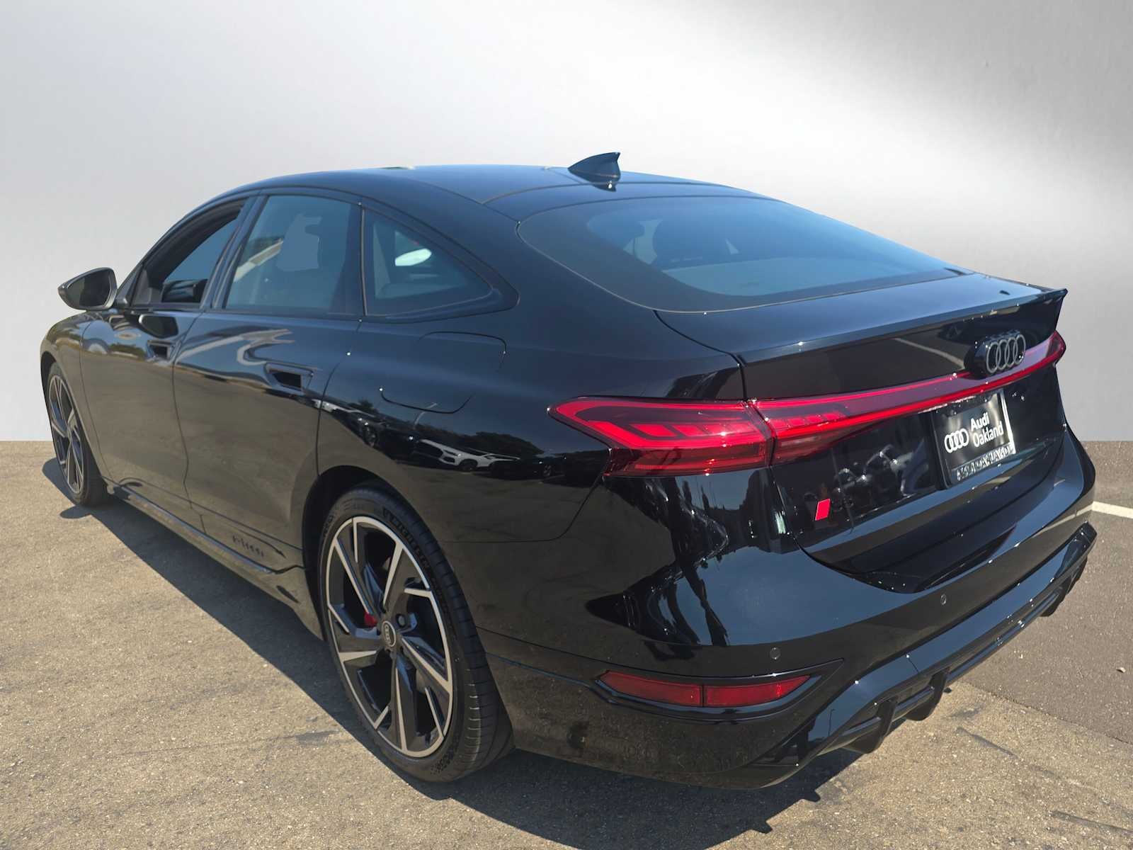 2025 Audi S6 e-tron Premium Plus