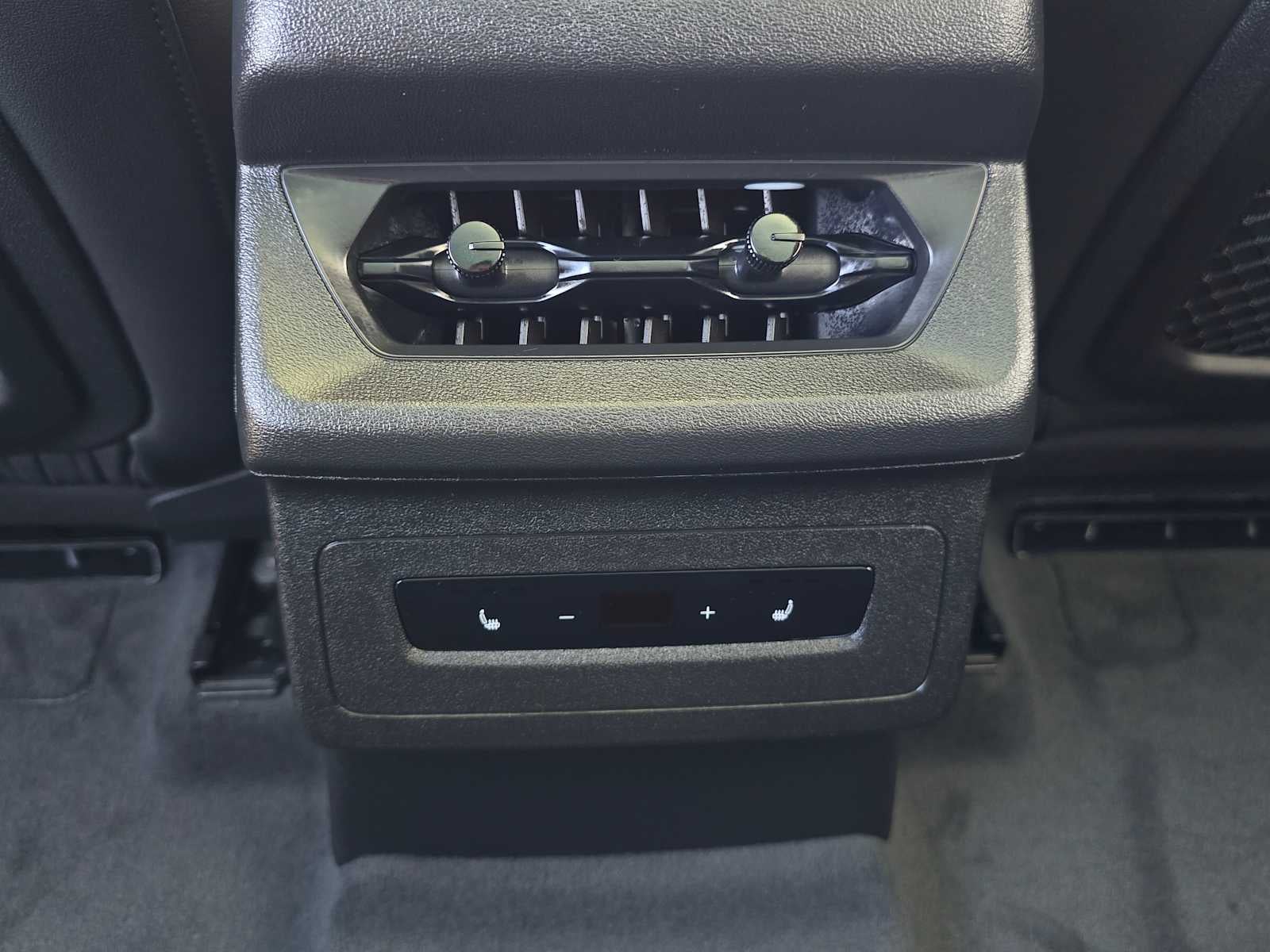 2025 Audi A6 e-tron Prestige