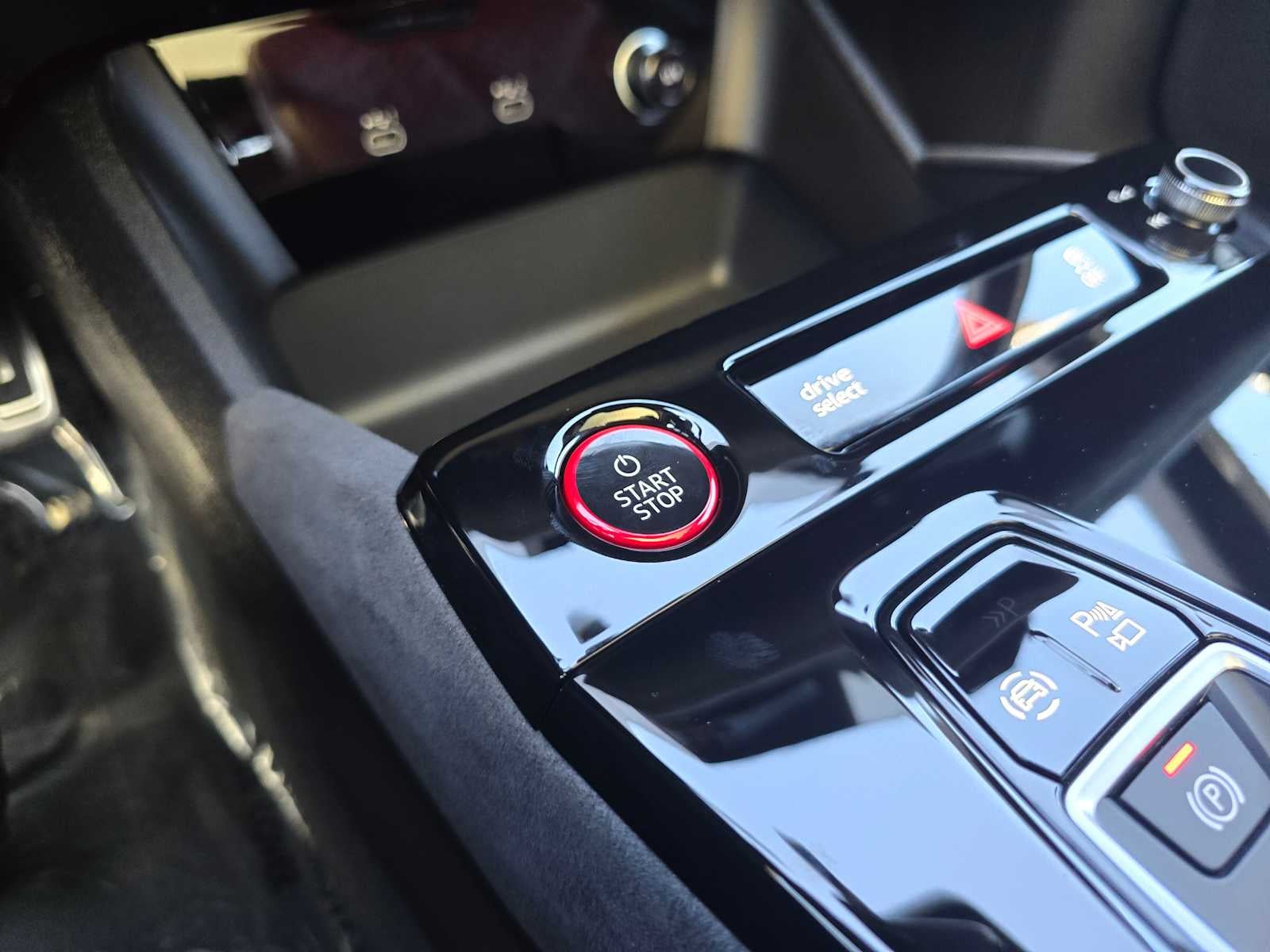 2025 Audi S6 e-tron Prestige