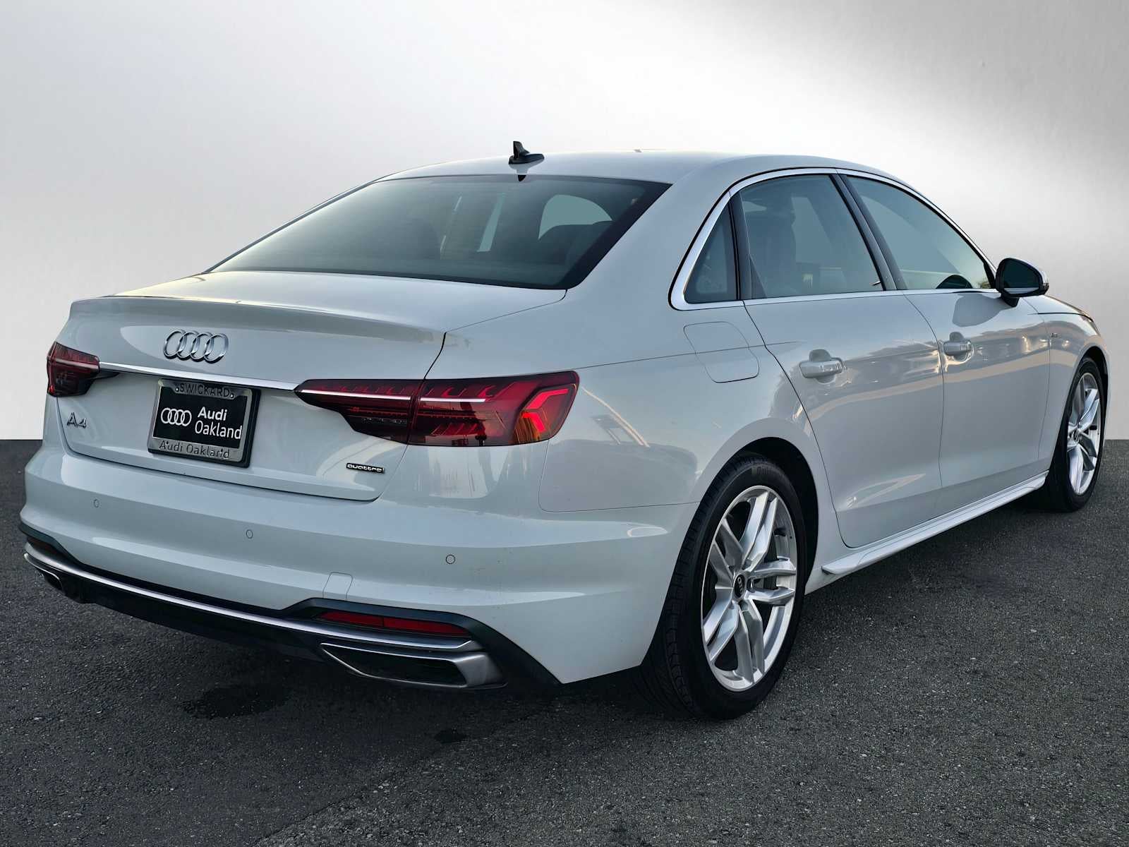 2022 Audi A4 S line Premium Plus