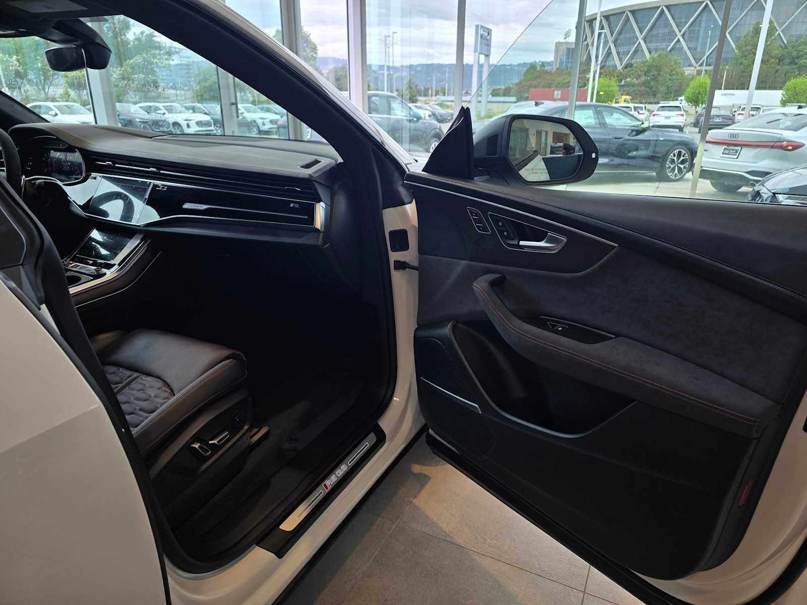 2026 Audi RS Q8 performance