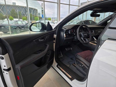 2026 Audi RS Q8 performance