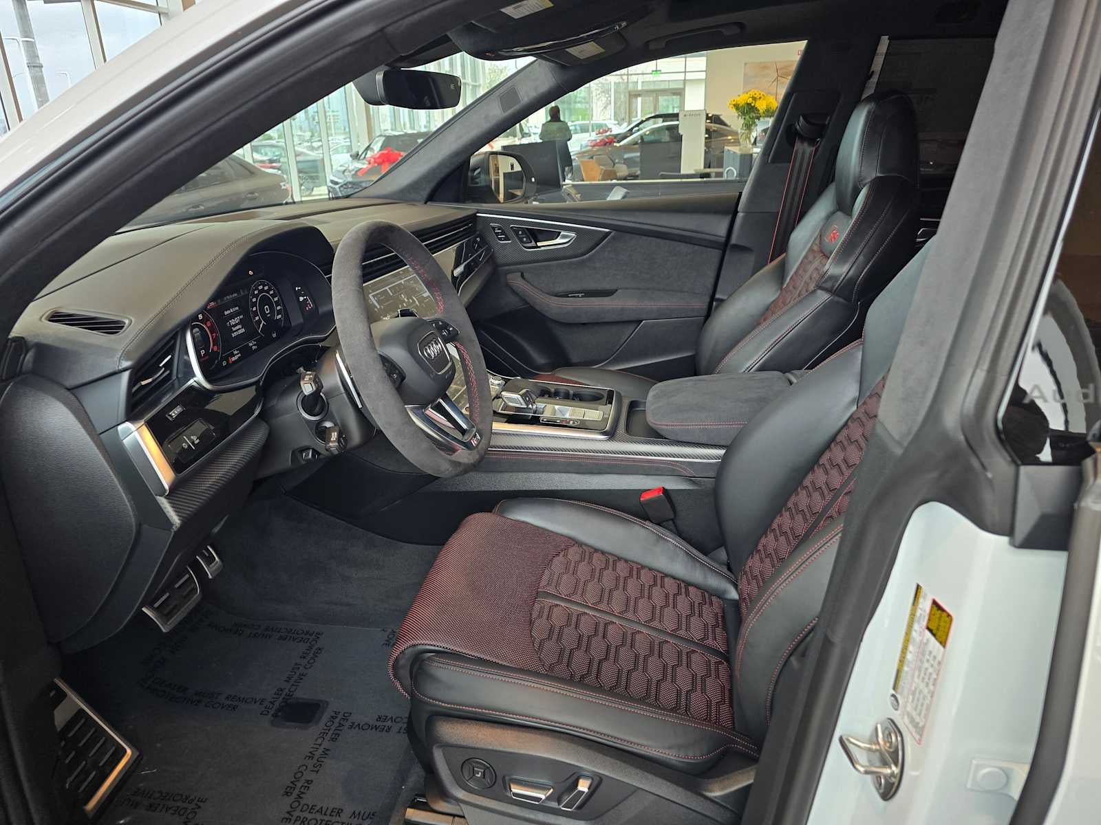 2026 Audi RS Q8 performance