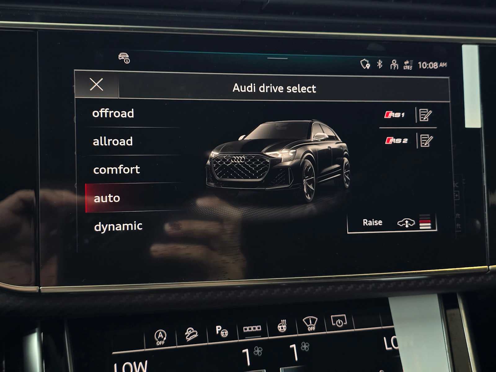 2026 Audi RS Q8 performance