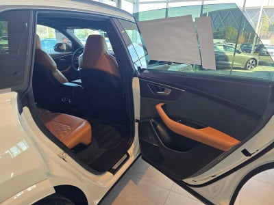 2026 Audi RS Q8 performance