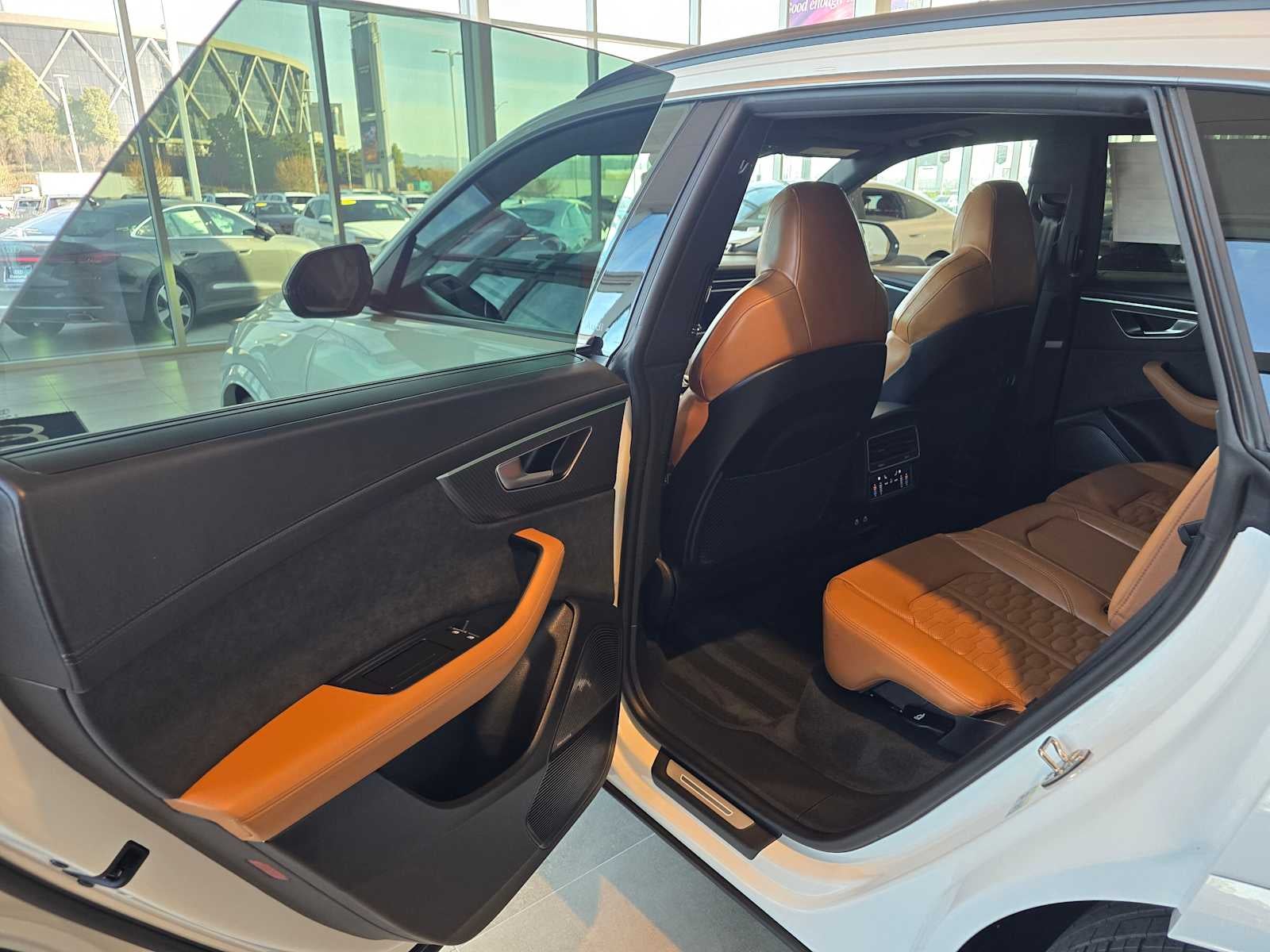 2026 Audi RS Q8 performance