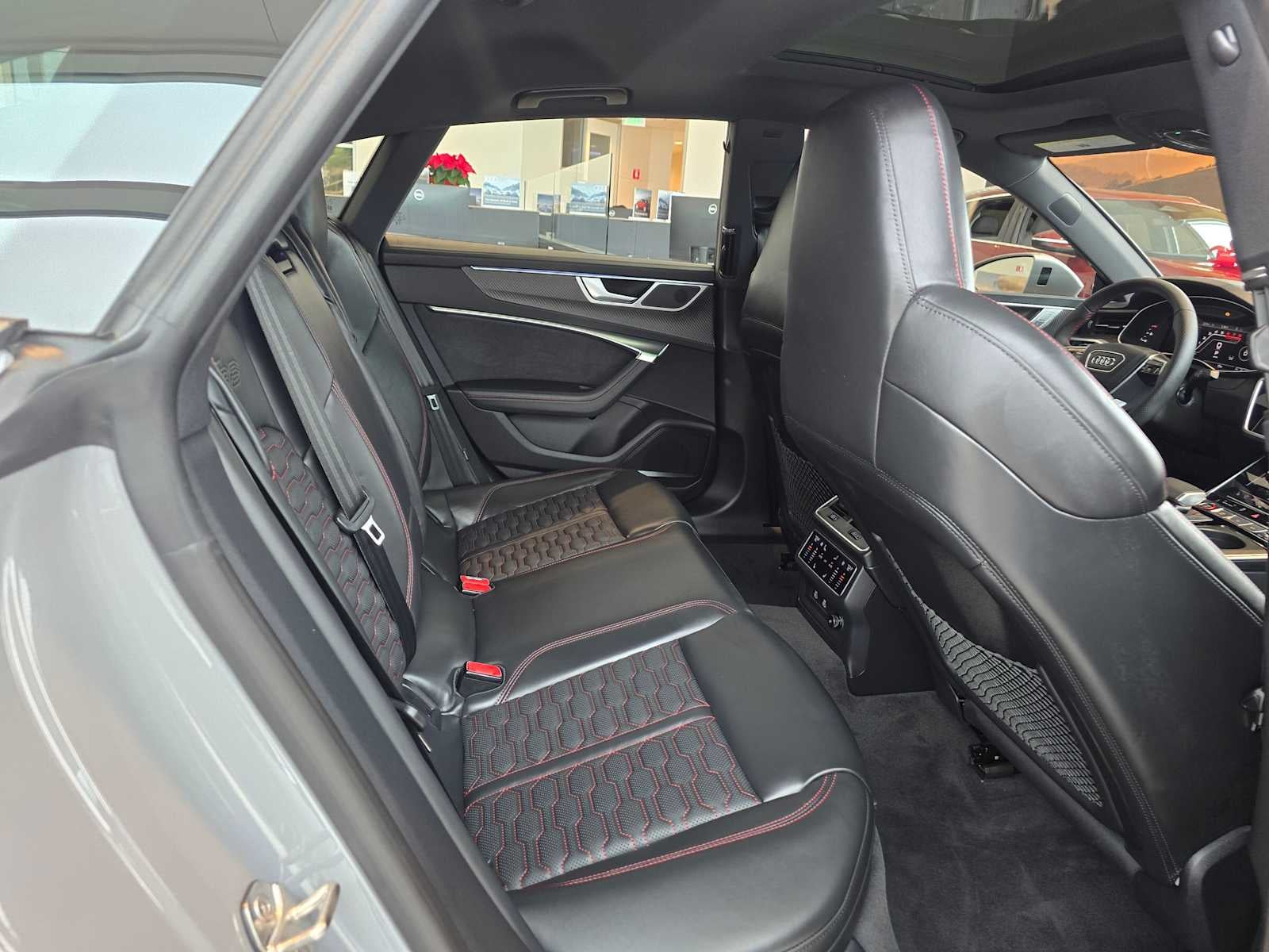 2026 Audi RS 7 performance