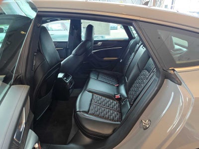 2026 Audi RS 7 performance