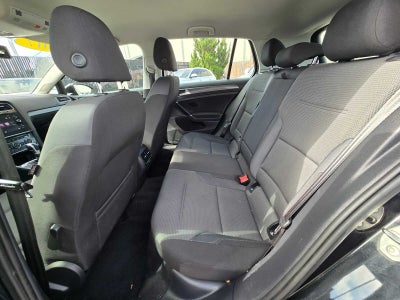 2017 Volkswagen e-Golf SE