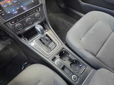 2017 Volkswagen e-Golf SE