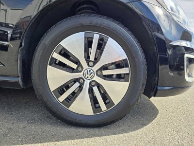 2017 Volkswagen e-Golf SE
