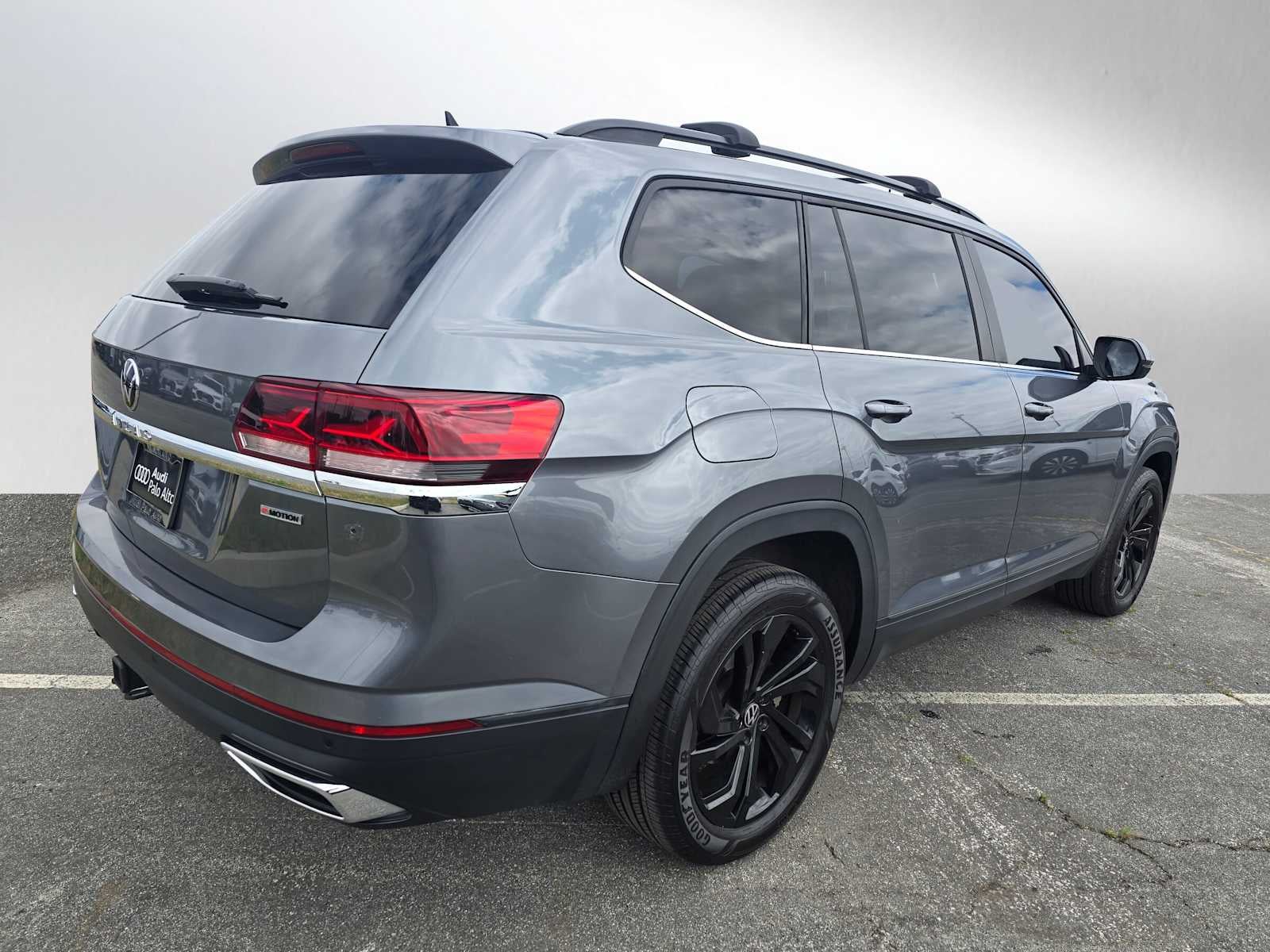 2021 Volkswagen Atlas 3.6L V6 SE w/Technology
