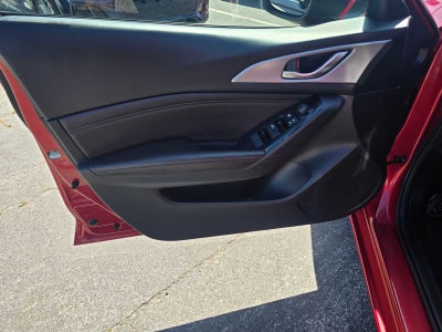 2017 Mazda Mazda3 5-Door Touring 2.5