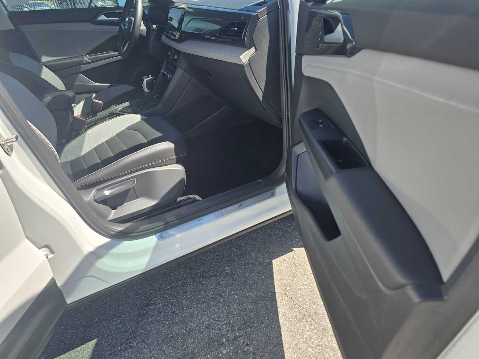 2022 Volkswagen Taos SEL