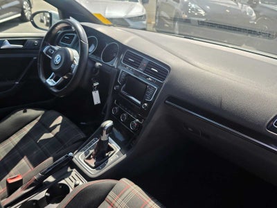 2015 Volkswagen Golf GTI SE