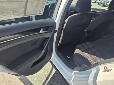 2015 Volkswagen Golf GTI SE