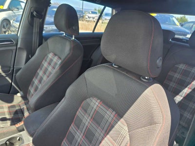 2015 Volkswagen Golf GTI SE