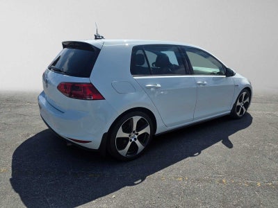 2015 Volkswagen Golf GTI SE