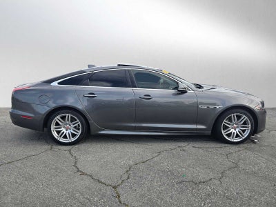 2017 Jaguar XJ XJ R-Sport