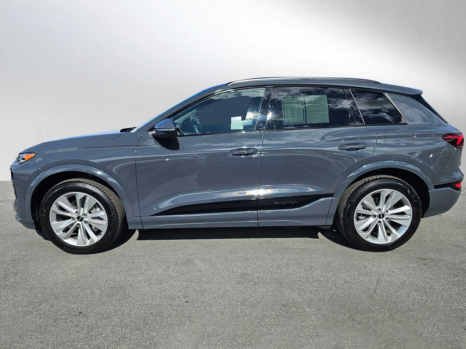 2025 Audi Q6 e-tron Premium
