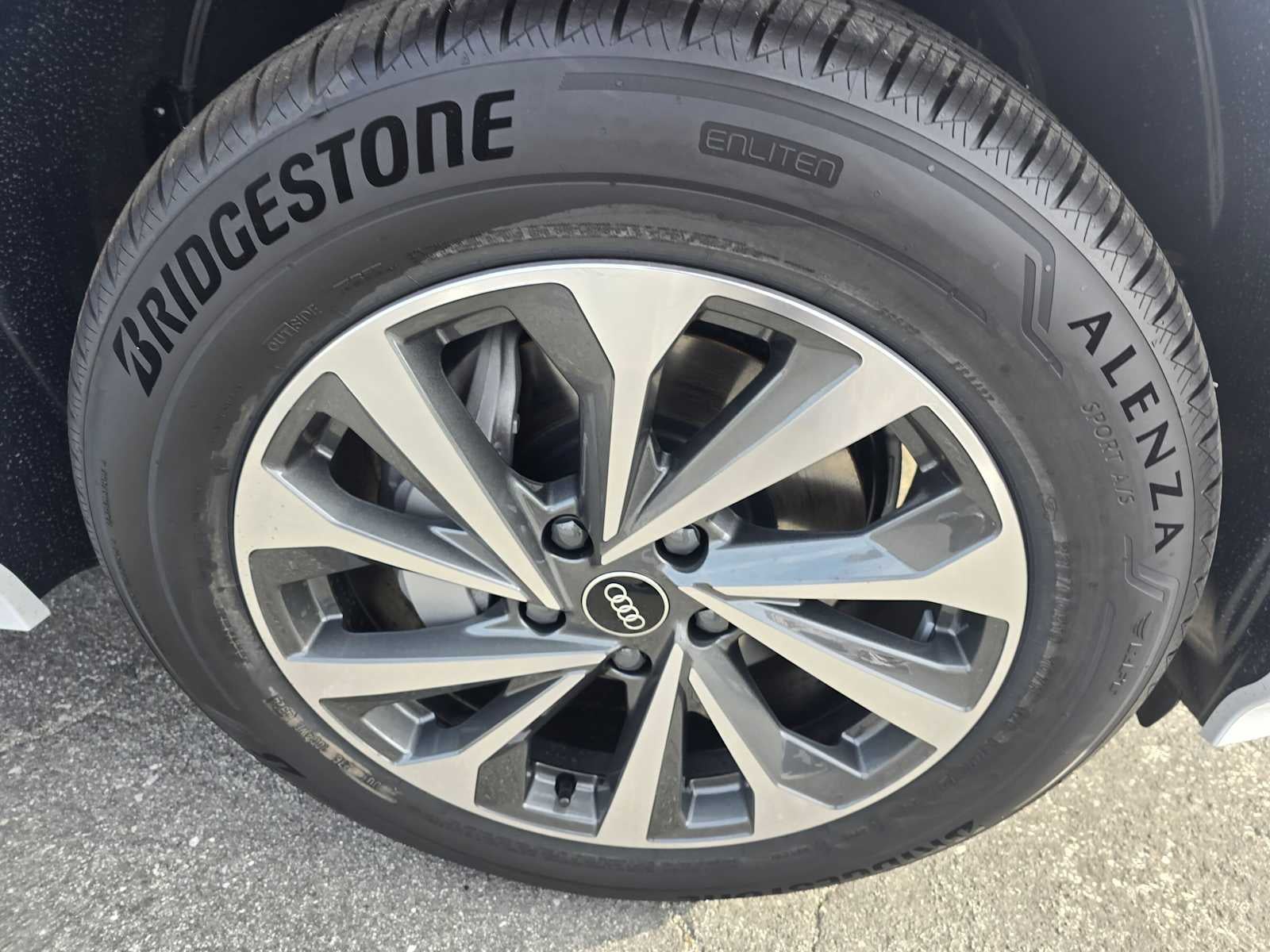 2025 Audi Q6 e-tron Premium