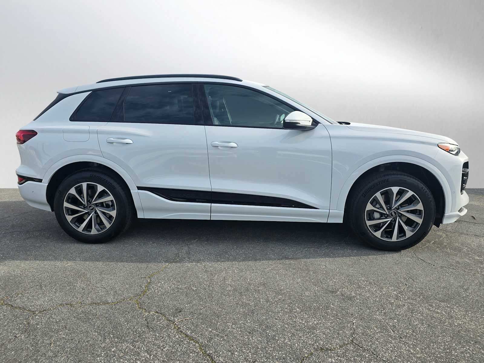 2025 Audi Q6 e-tron Premium