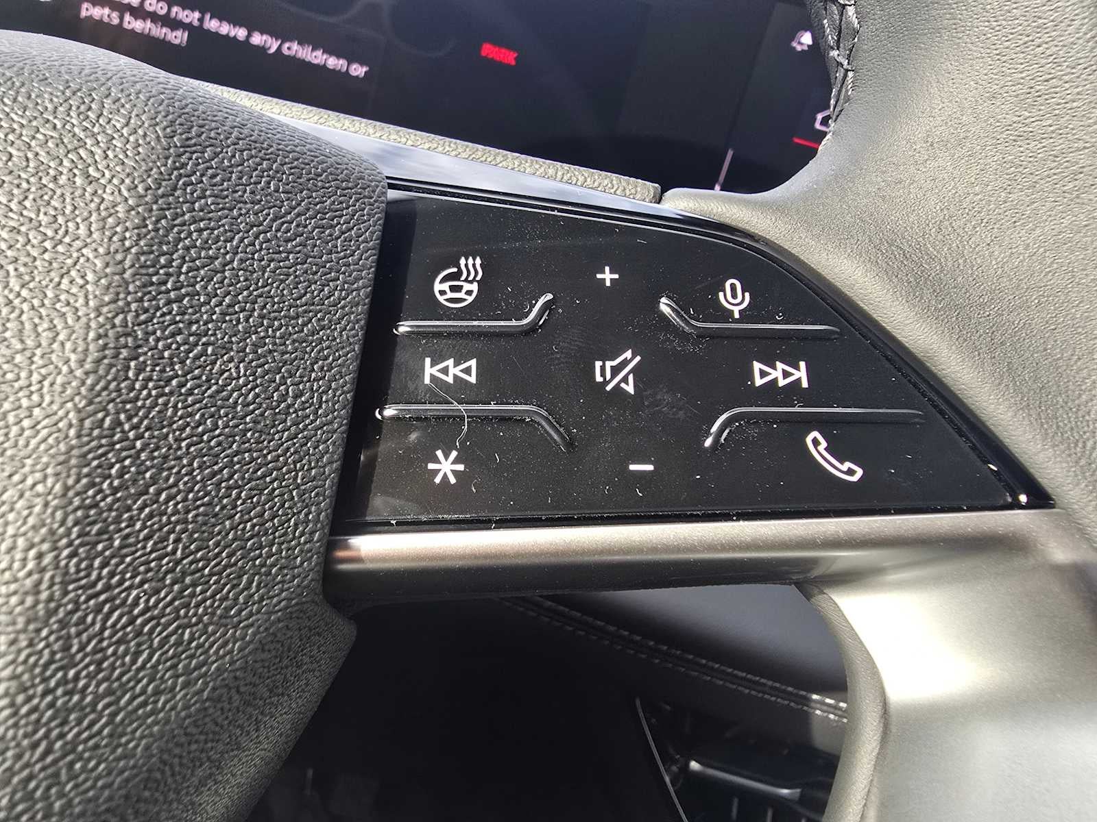 2025 Audi Q6 e-tron Premium