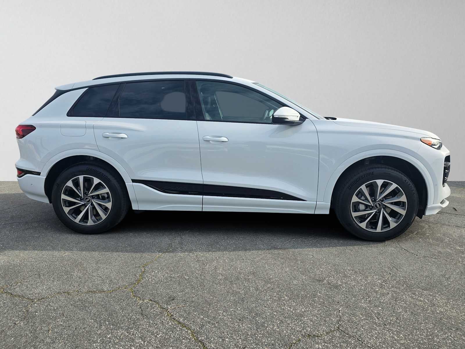 2025 Audi Q6 e-tron Premium