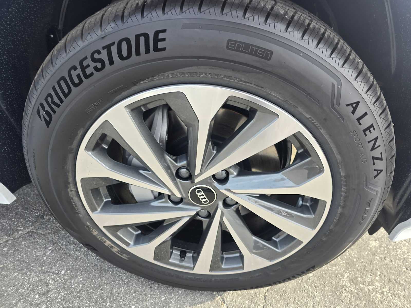 2025 Audi Q6 e-tron Premium