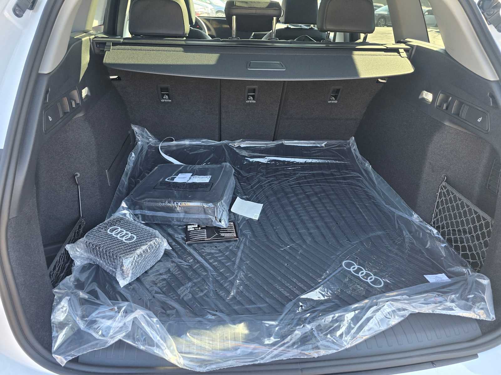 2025 Audi Q6 e-tron Premium