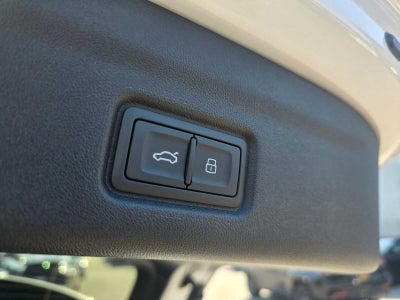 2025 Audi Q6 e-tron Premium